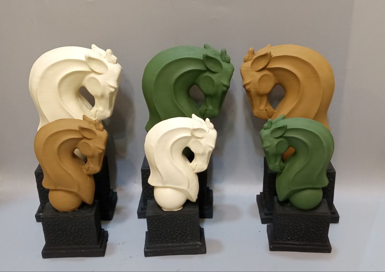 1 استند نیم تنه اسب ۲ مدل با رنگ بندی ارتفاع سایز بزرگ 30 cm